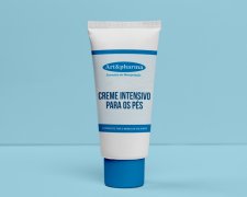 Creme-intensivo-para-os-pés.jpg